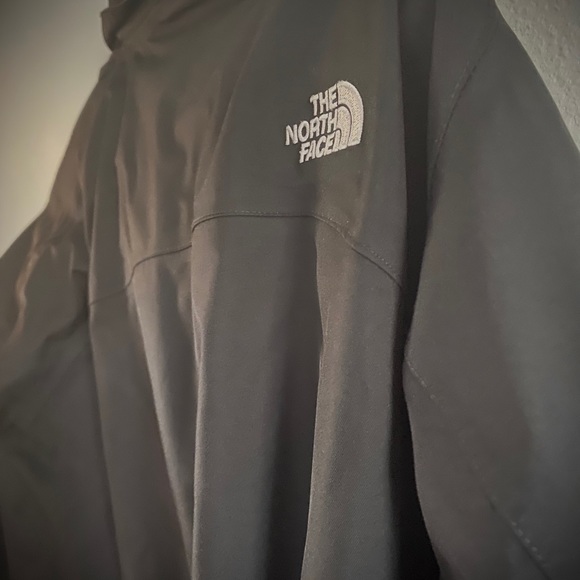 North face Hyvent women’s Medium jacket - Picture 5 of 11